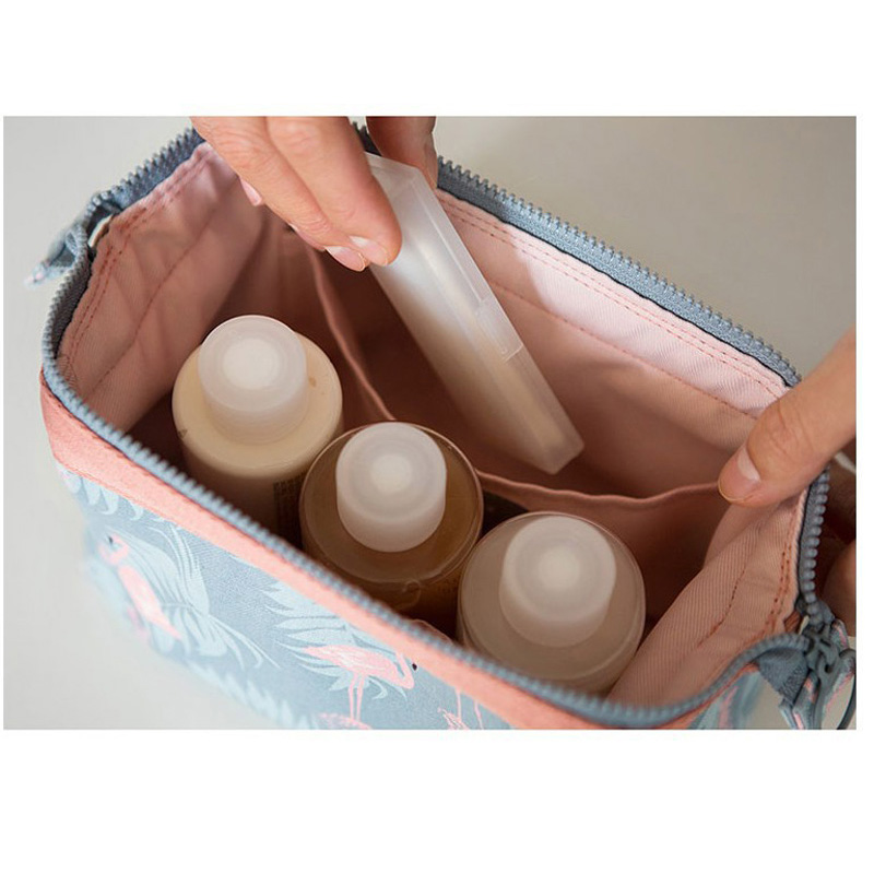 New Fashionable Women's Waterp - Makeup Beauty Necessaire ulasan dan harga