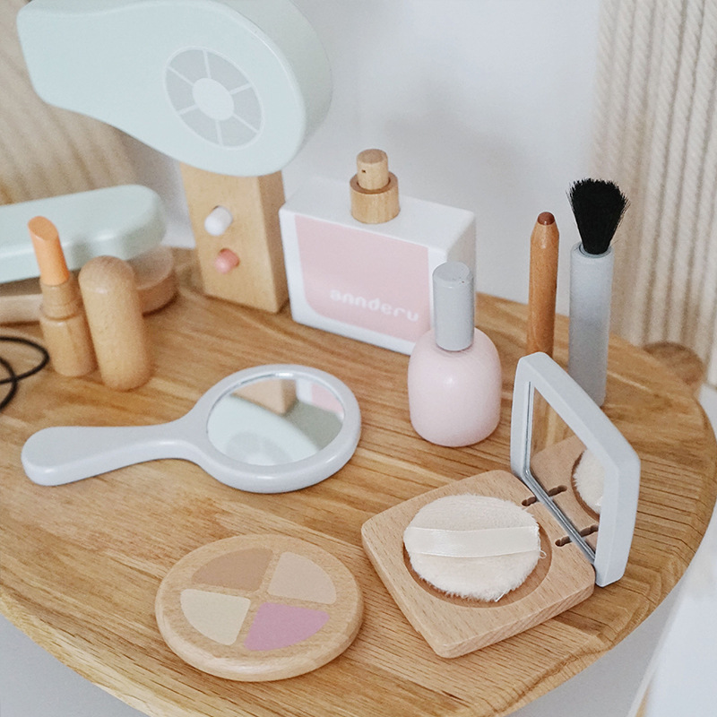 New Children Wooden Simulation - Beauty Makeup Games ulasan dan harga