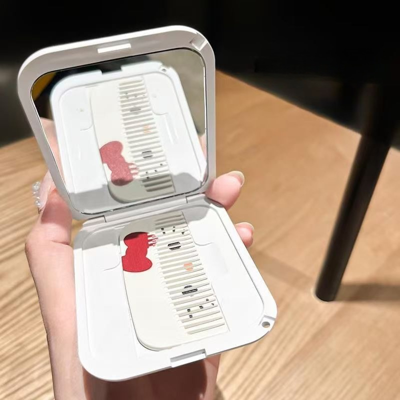Kawaii Hello Kitty Folding Mak - Beauty Makeup Supply ulasan dan harga