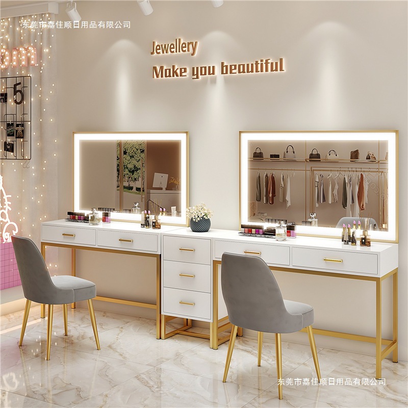 Nail art makeup artist studio  - Beauty Makeup Studio ulasan dan harga